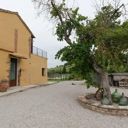 Brotafalchi Agriturismo Farm stay *